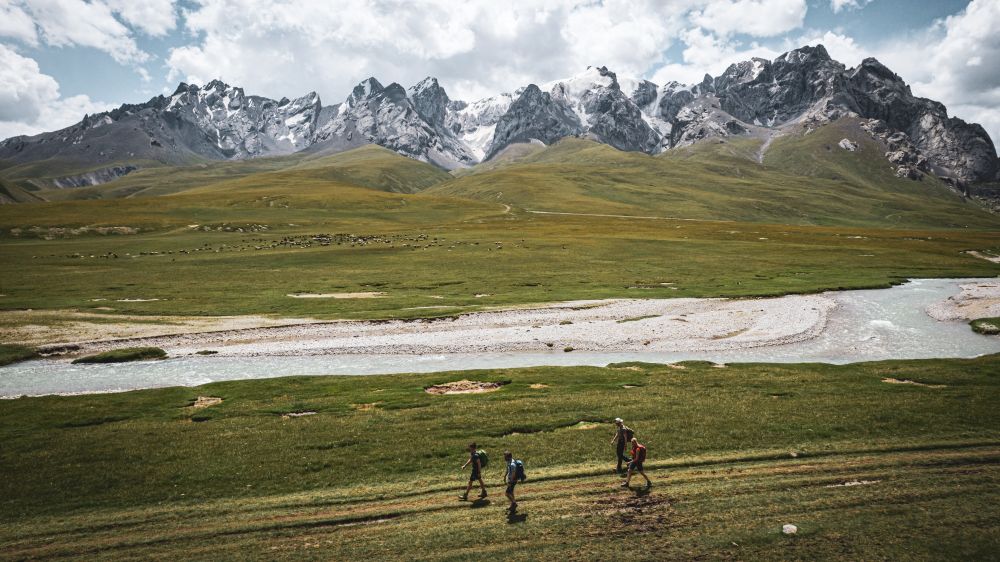 Trekking dans la vallée d'Ak Say